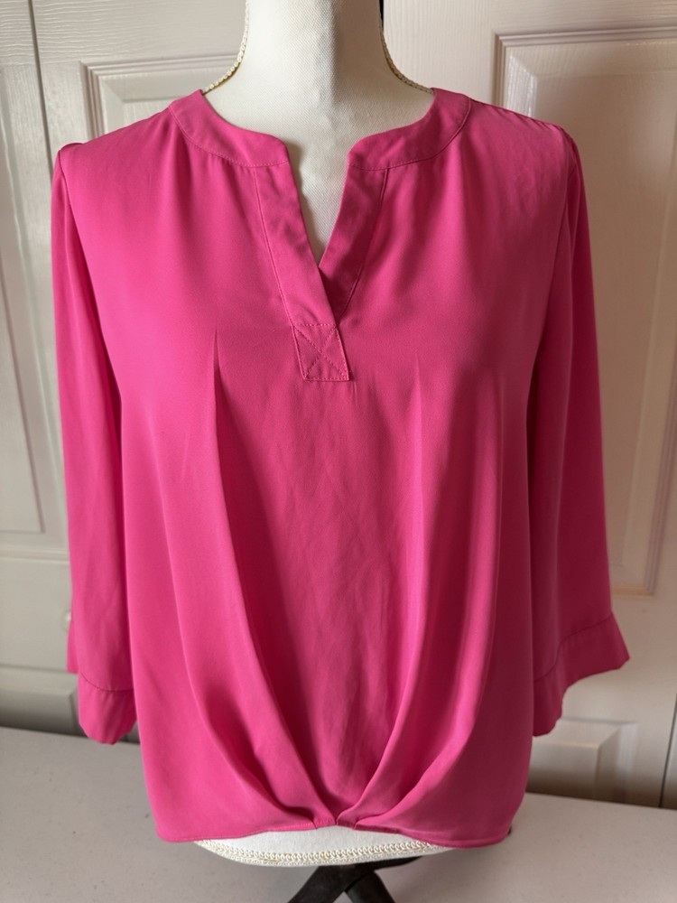 Women’s Cremieux Flowy Hot Pink Blouse Medium 3/4 Sleeve V-Neck Spring Chic
