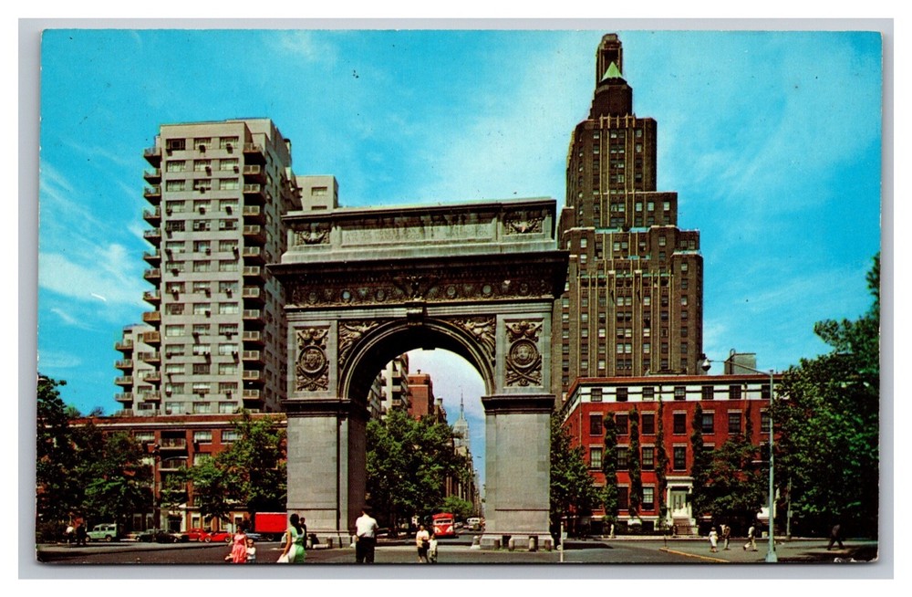 New York City NY Washington Square Park Arch UnpostedChrome Postcard