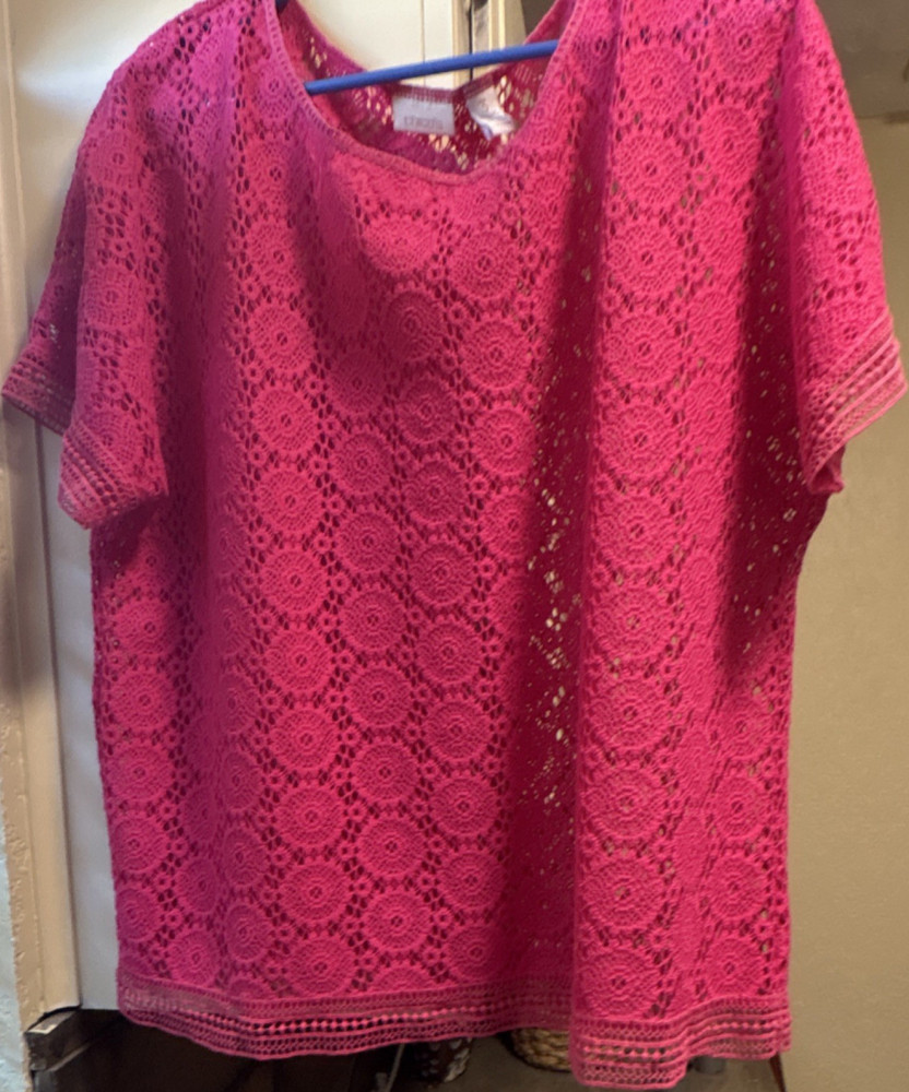 Chico's 3 Crochet Floral Round Neck Short Sleeve Blouse Pink