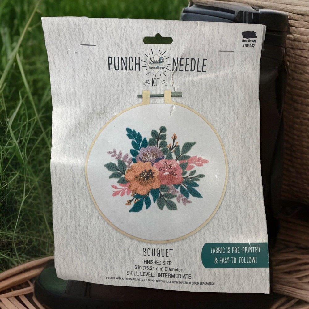 Punch Needle Creations FLORAL BOUQUET Kit Sealed New 6” Flowers Cottagecore
