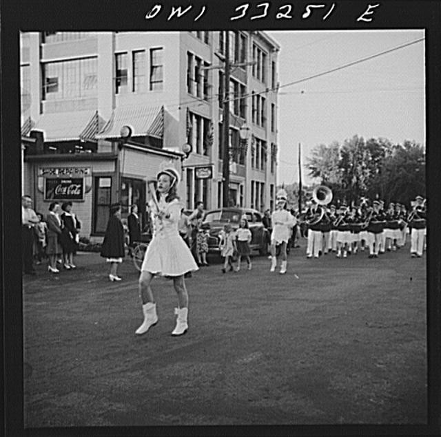 Photo:Dowi Iowa 1950s Baton Twirler Marching Band Parade