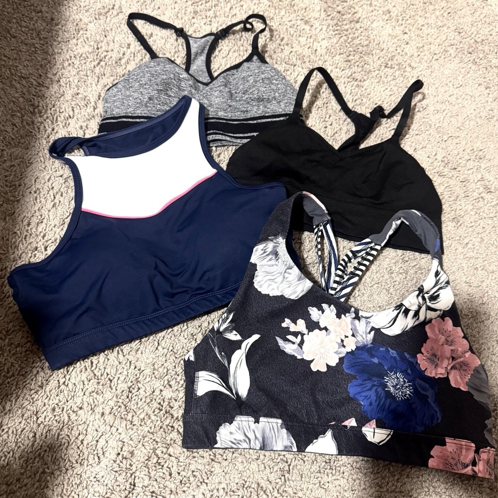 Sports Bra Bundle 4 Packs Size XS Diferent Brands And Colors