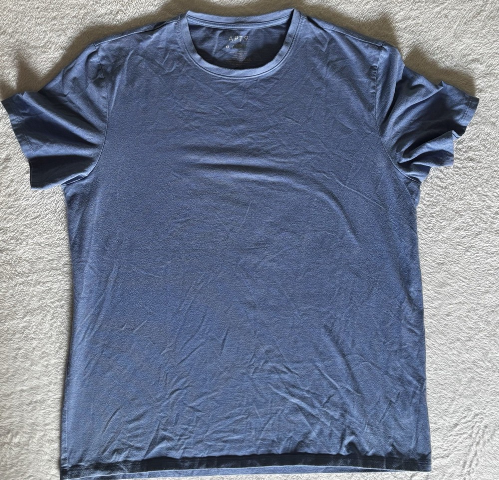 • APT 9 Blue T-shirt Men’s Size Xl