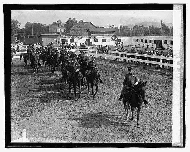 Photo:Police entry,5/17/23,Law Enforcement,Horseback riding,policemen,1923