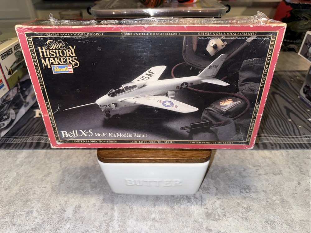 REVELL 1/40 BELL X-5  #8619 vintage 1982 Sealed Plastic Model Kit Hobby Craft