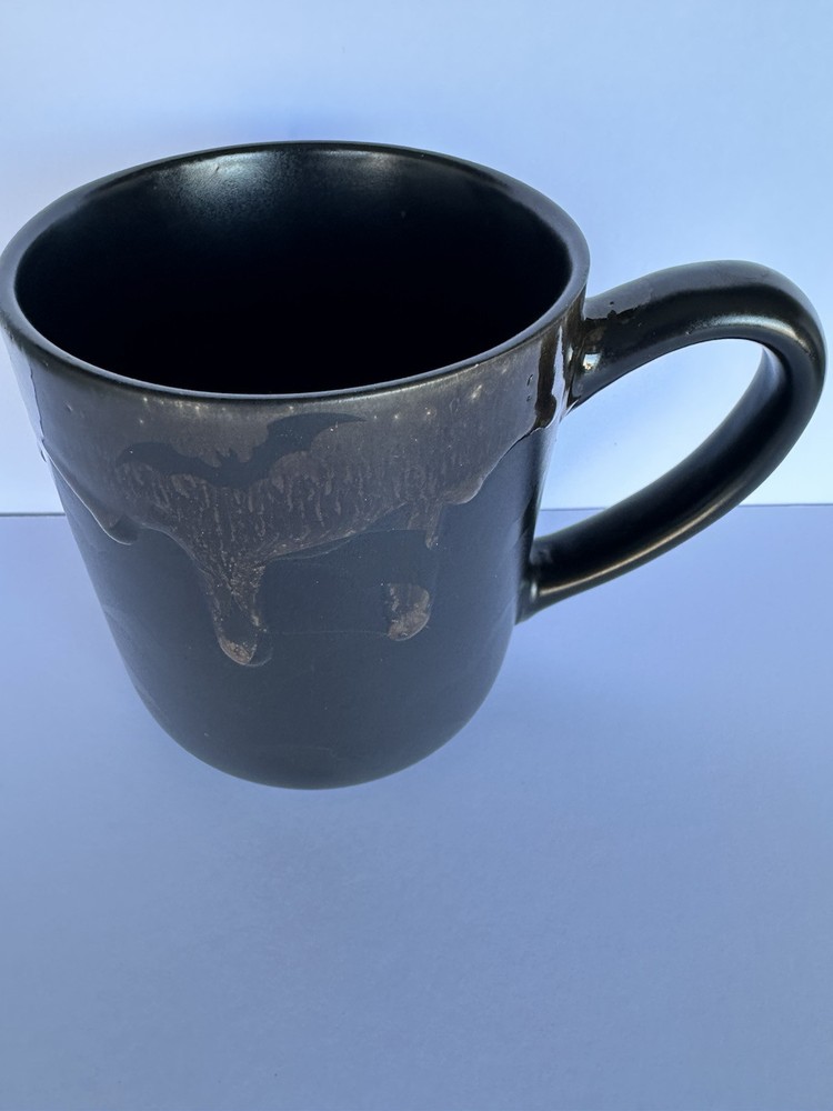 Wicked Ciroa 12oz Stoneware Coffee Soup Tea Mug Cup Halloween Black with Bats