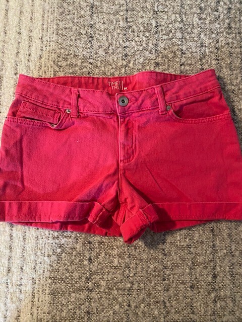 Time & Tru Womens Pink Size 10 Denim Jean Shorts