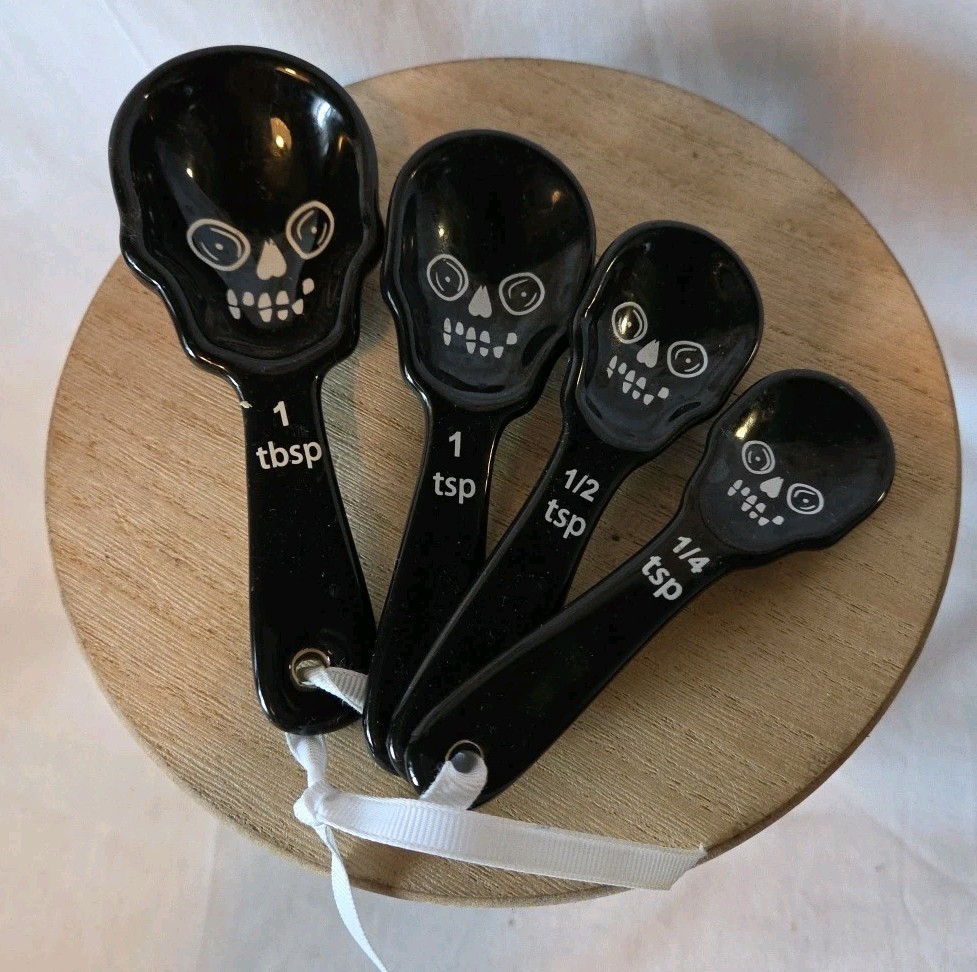 Crate & Barrel X Patch NYC 4-Piece Skull Measuring Spoon Set 1/4 TSP to 1 TBSP