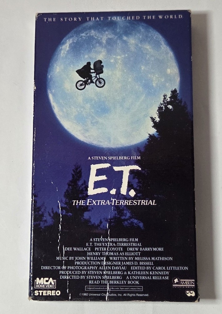 E.T. The Extra-Terrestrial VHS 1982 Spielberg Sci-Fi Classic MCA Green Flap