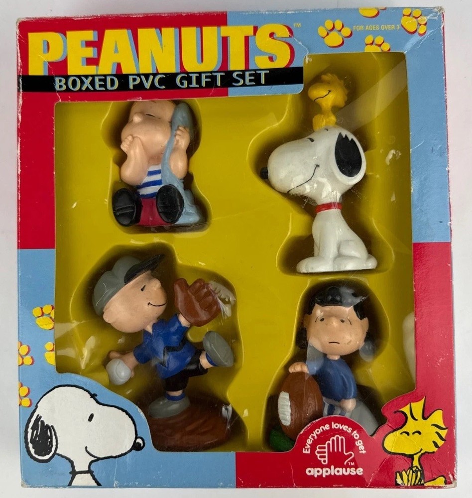 Applause Peanuts Boxed PVC Gift Set 3.5” Snoopy Charlie Brown Linus Lucy