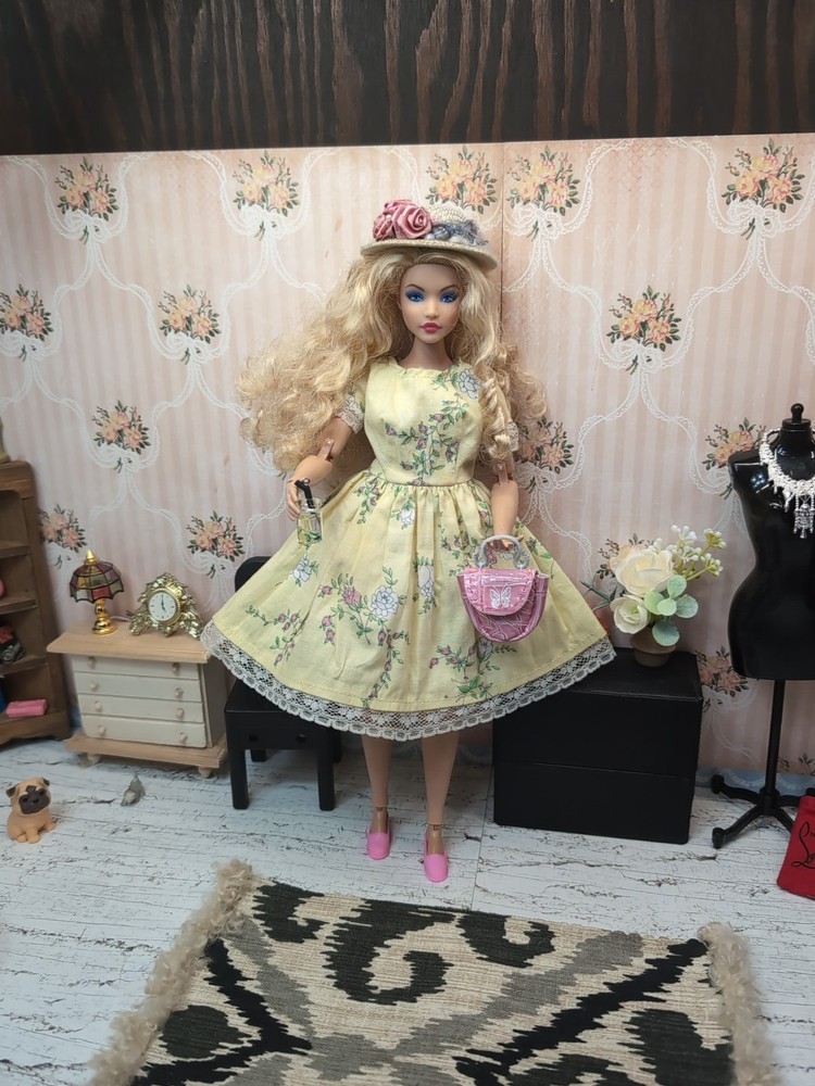 Vintage Style Spring Outfit For Curvy Barbie: Dress, Custom Hat & Purse, Shoes +