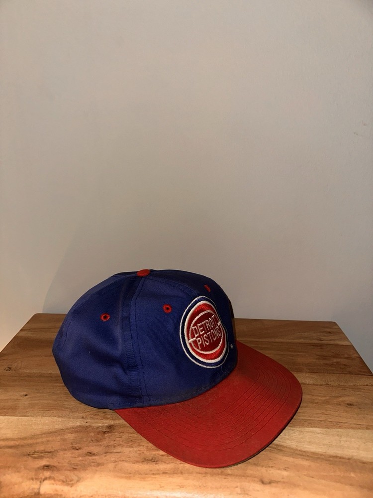 Vintage Detroit Pistons Snapback Hat