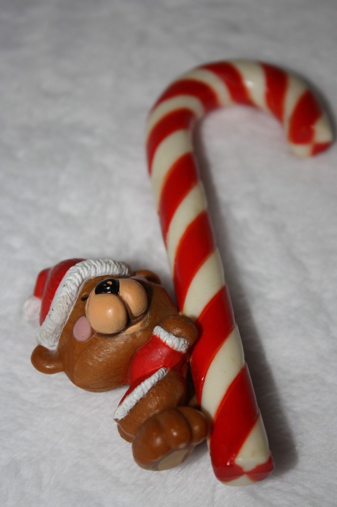 1973 Hallmark Ornament 