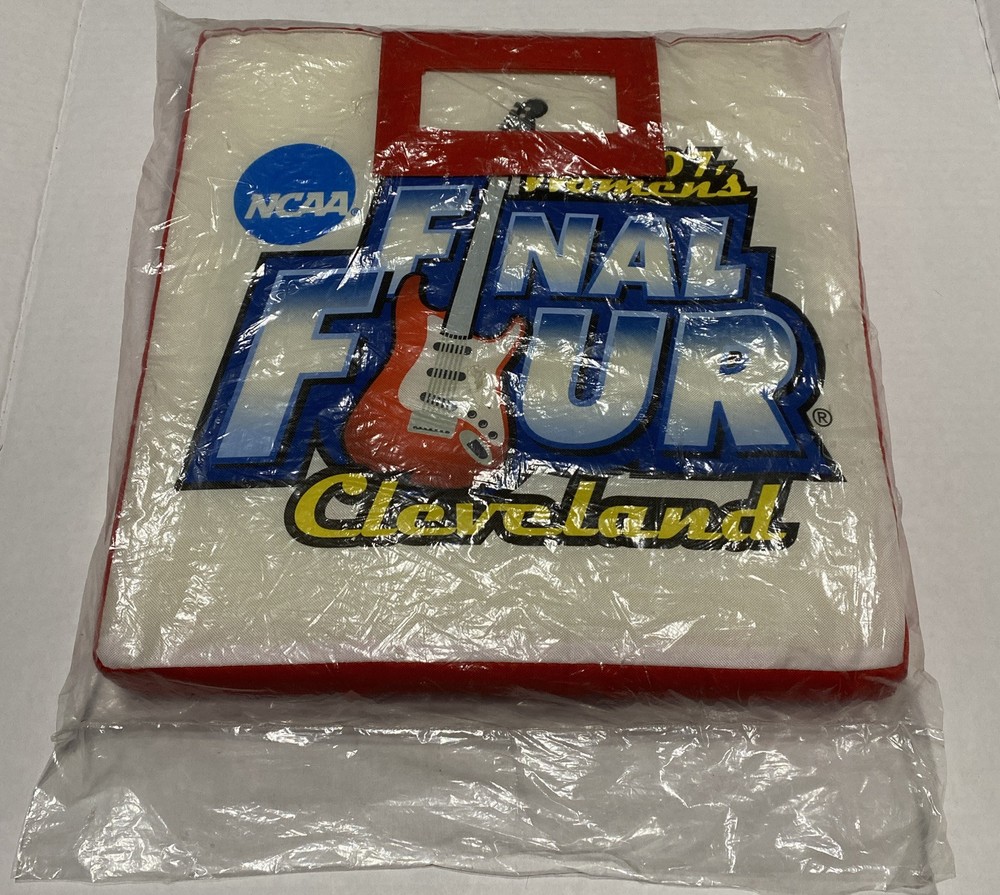 2007 NCAA Women's Final Four Cleveland Commemorative Stadium Seat Cushion 14x14x2  