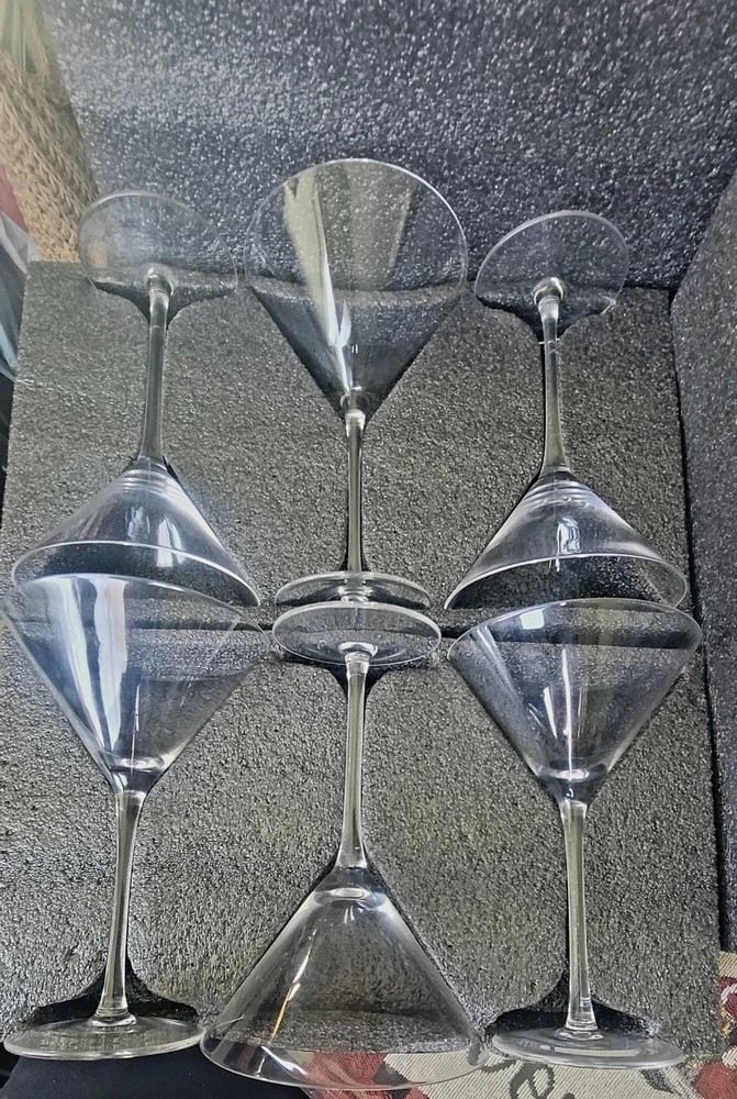 Elegant 6-piece crystal martini glass set for cocktails