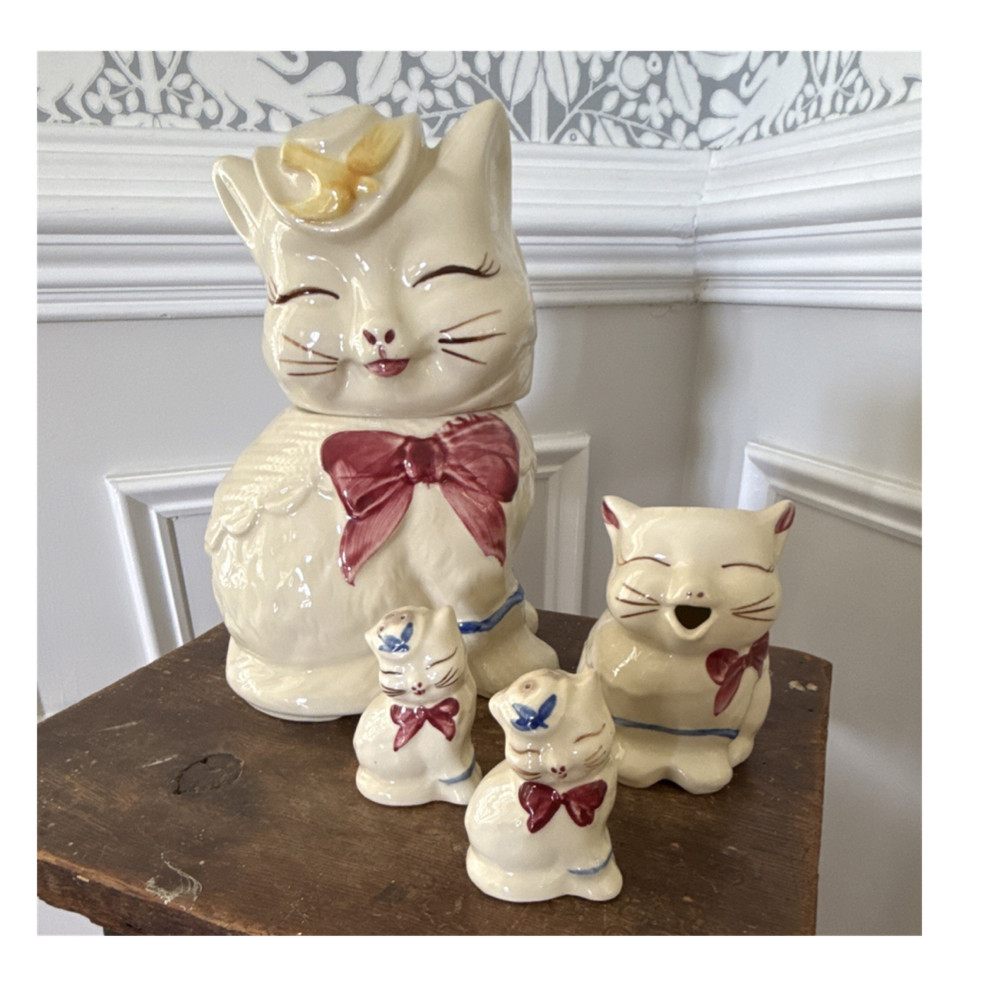 Vintage 1940s Shawnee Pottery Puss 'n Boots Cookie Jar Set  - USA
