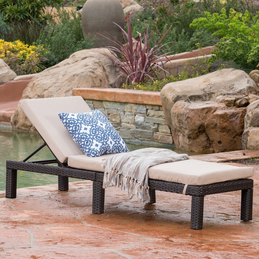 Puerta KD Chaise Lounge for Stylish Outdoor Patio Furniture