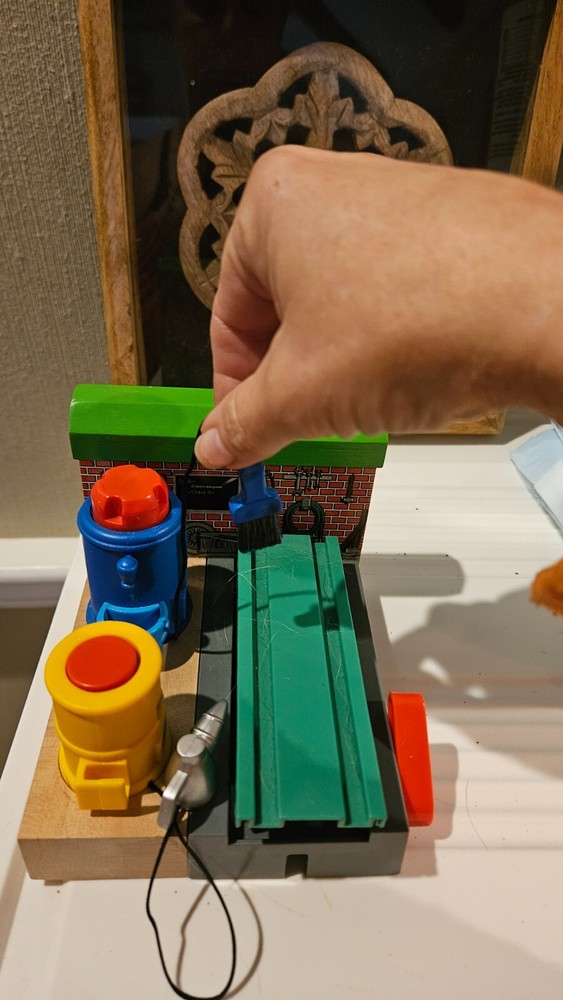 Thomas & Friends Sodor Engine Wash Wooden Railway Track Set Rare Vintage