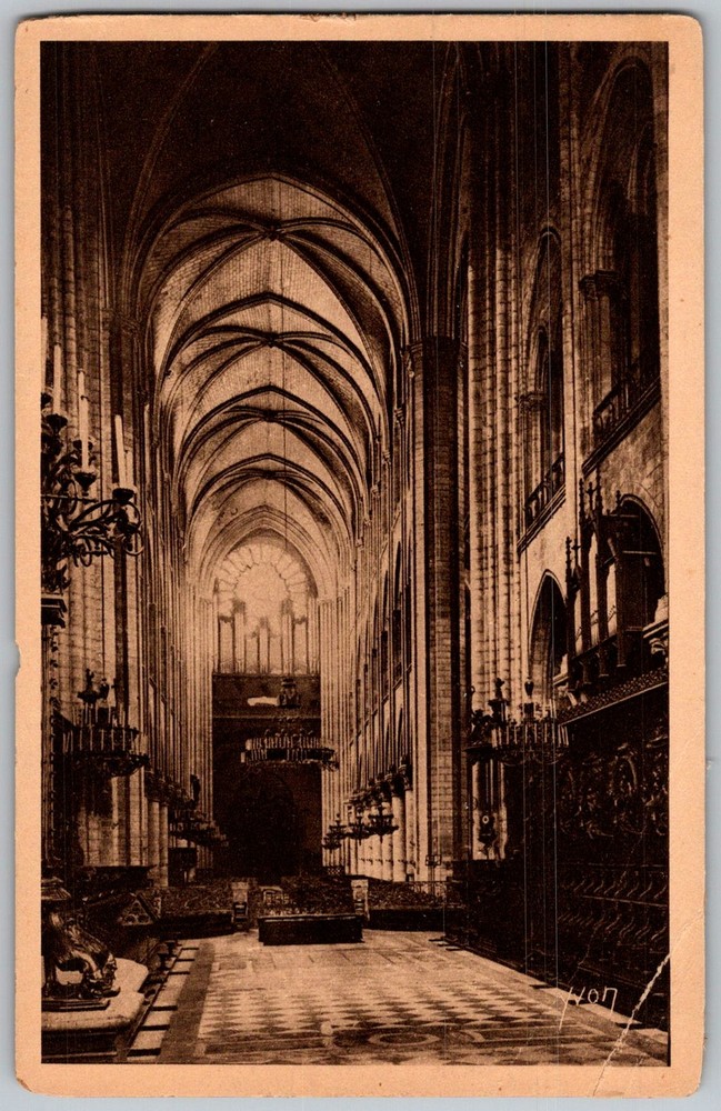 Antique Postcard Notre-dame Cathedral Interior Paris, Fr 1920s