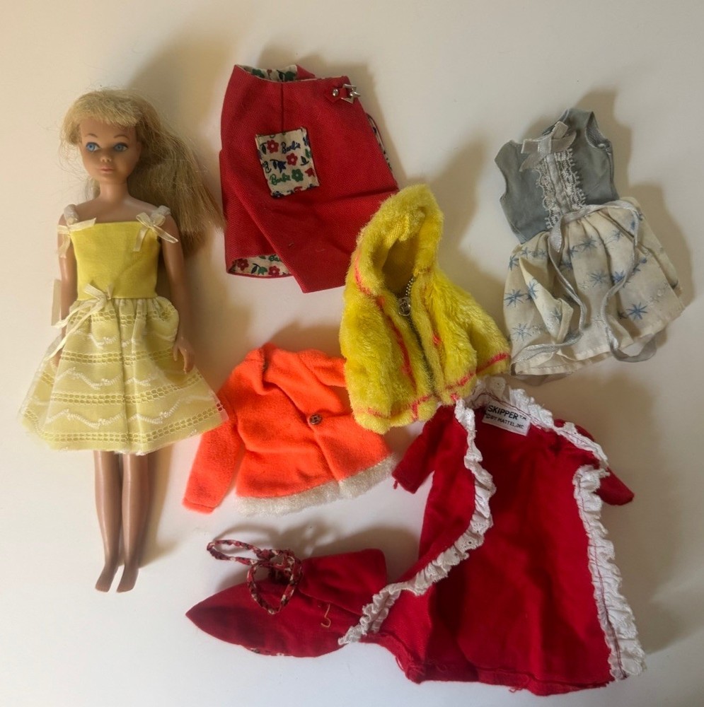 Vintage SKIPPER Barbie Doll And Clothes