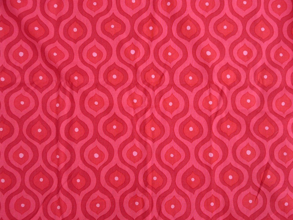 Curves OLIVE ROSE Valori Wells fabric for Free Spirit,  44