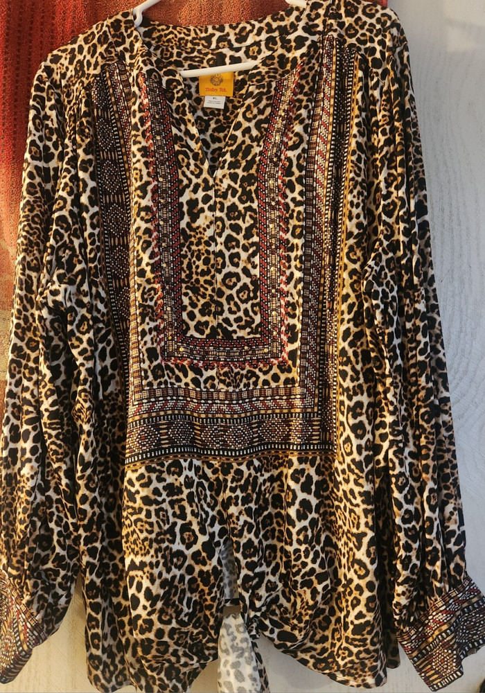 Ruby Rd. XL Animal Print Rayon V-Neck Button Blouse Long Sleeve Women's Top