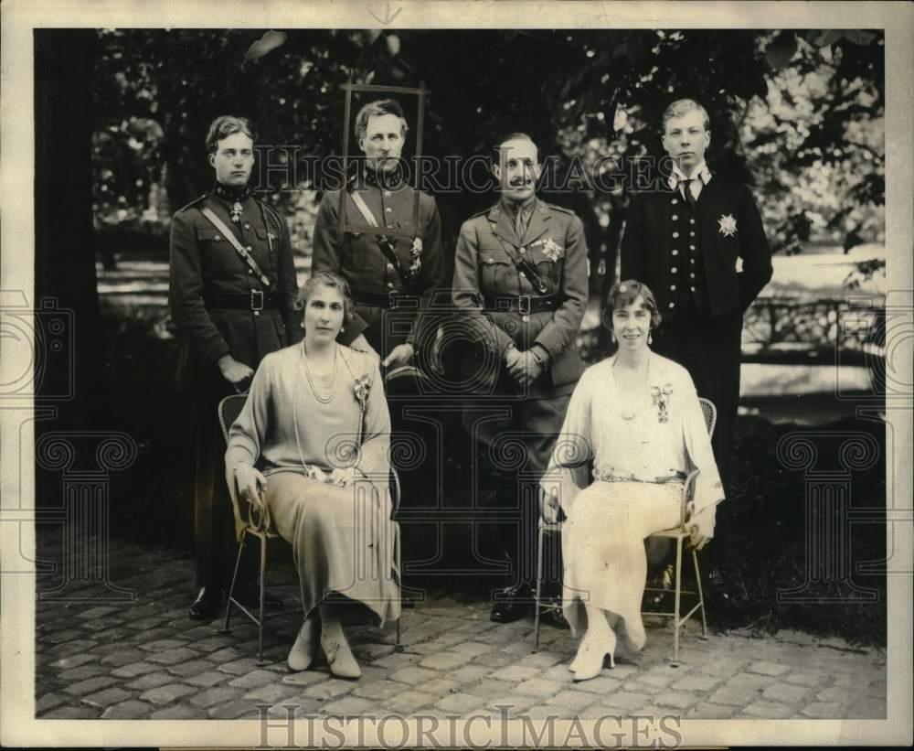 1923 Press Photo Royalty gathered for Spanish king & queen's visit to Brussels