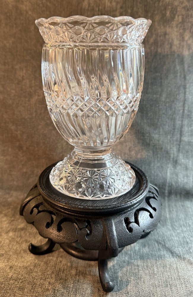 EAPG Windsor Glass Co. Jersey Swirl [Crescent] with Daisy and Button 6 