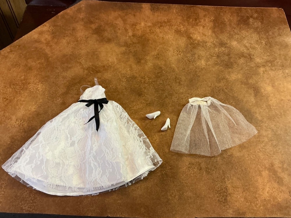 Mattel  Barbie Doll Clothes Wedding Dress Veil Shoes Outfit Set Lot