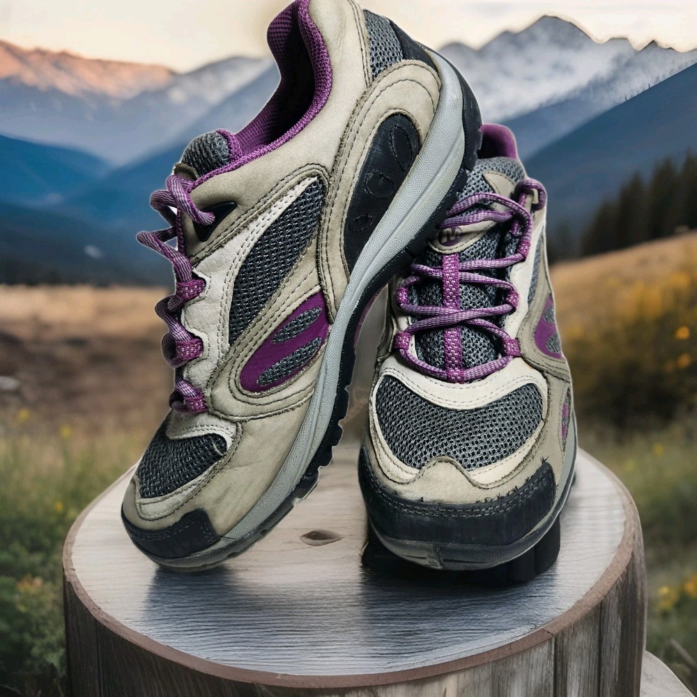 Merrell Womens Size 7.5 M Hiking Shoes Castle Rock Mauve Purple Gray Waterproof
