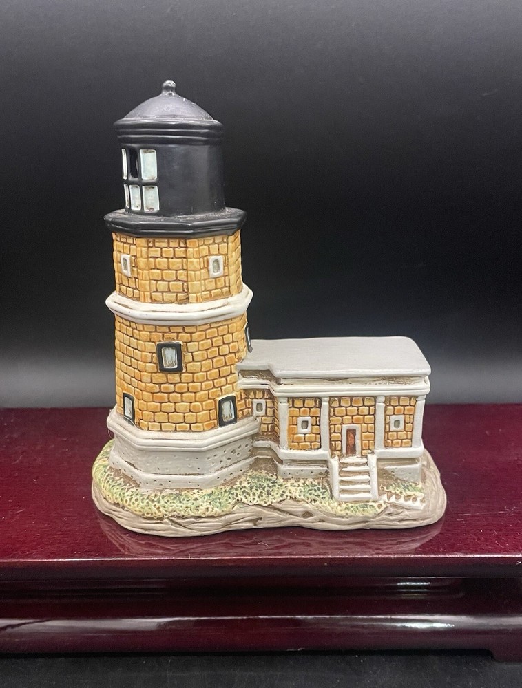 Geo.Z. Lefton Split Rock Lighthouse Collectible 1994 Handpainted Minnesota 5”