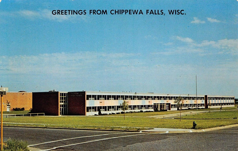 Chippewa Falls WI Wisconsin Senior High School 1960s Campus Vtg Postcard V6