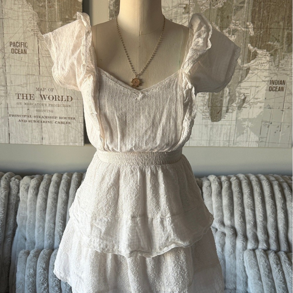 American Eagle Outfitters White Textured Tiered Ruffle Sleeve Dress XXS