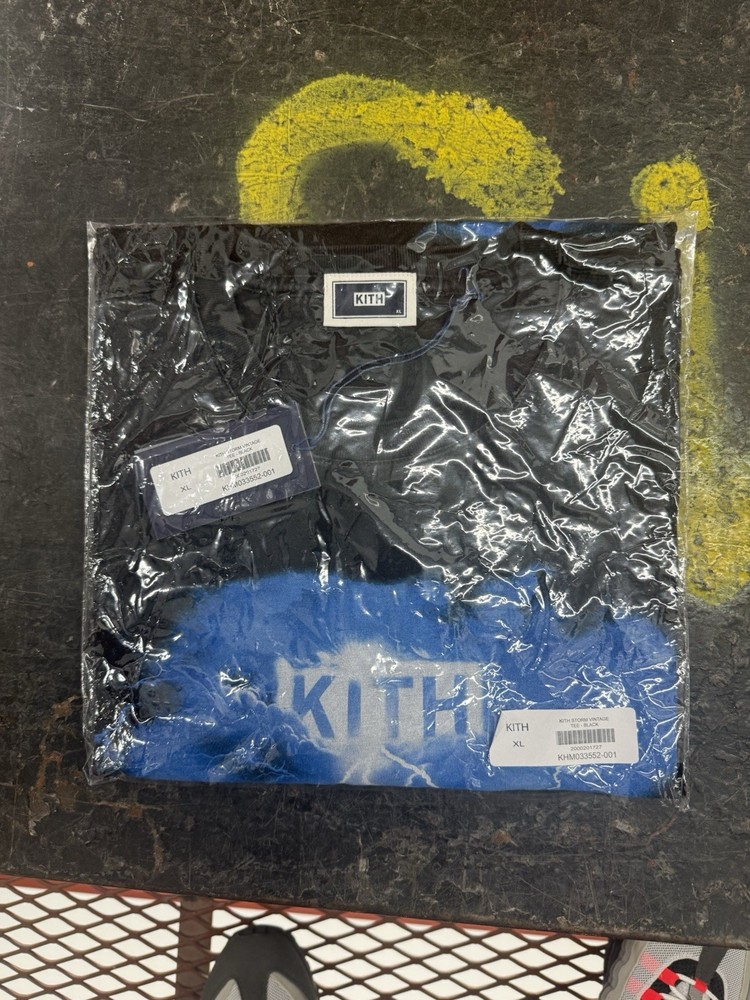 Kith Storm Vintage Tee Black T-Shirt Size XL Mens Brand New Sealed