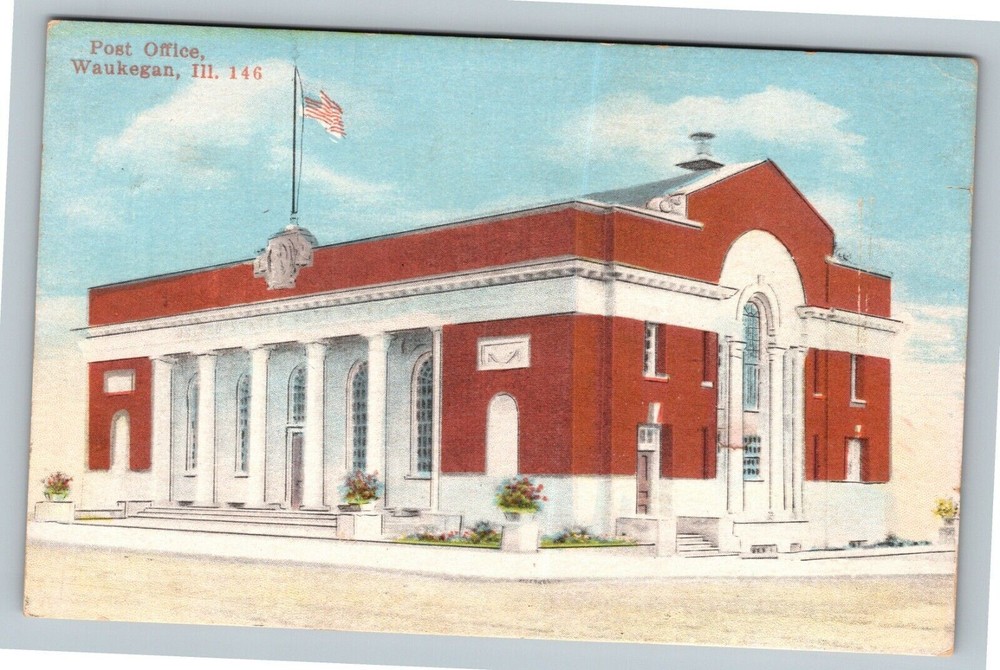 Waukegan IL-Illinois, U.S. Post Office Building, Flag Vintage Souvenir Postcard