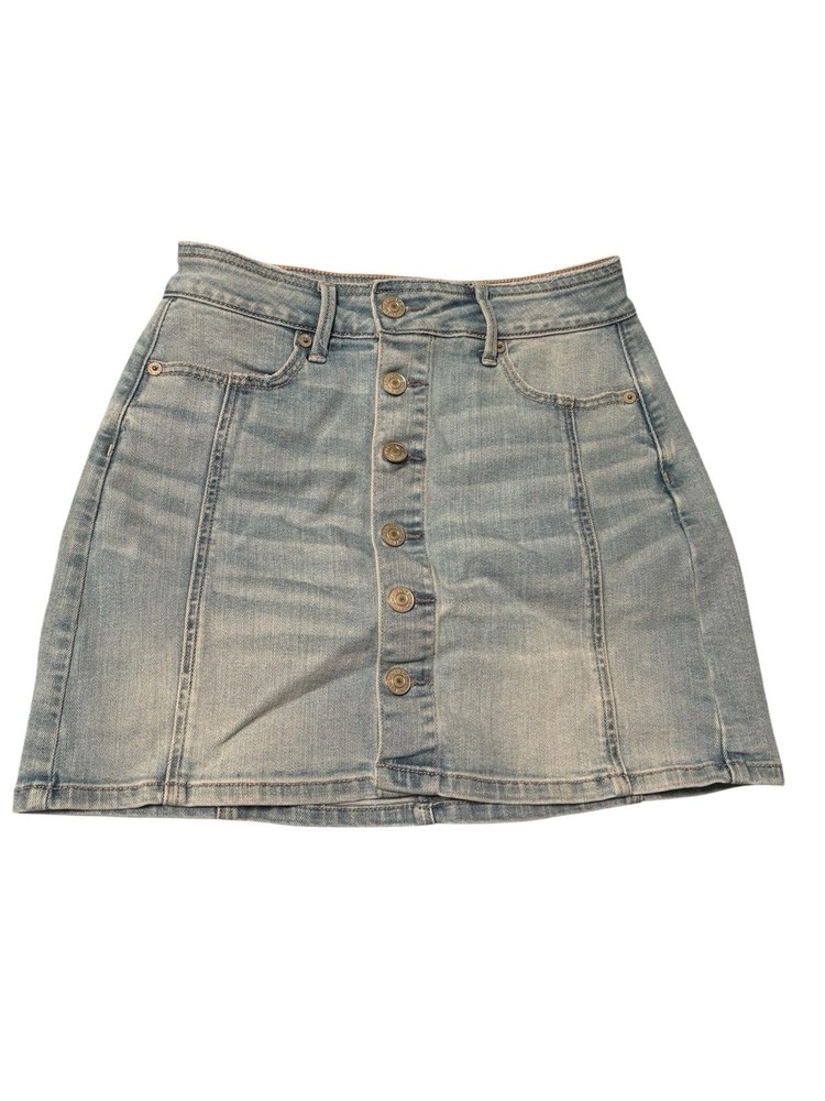 American Eagle Outfitters Light Wash Button-Front Denim Mini Skirt – Size 00