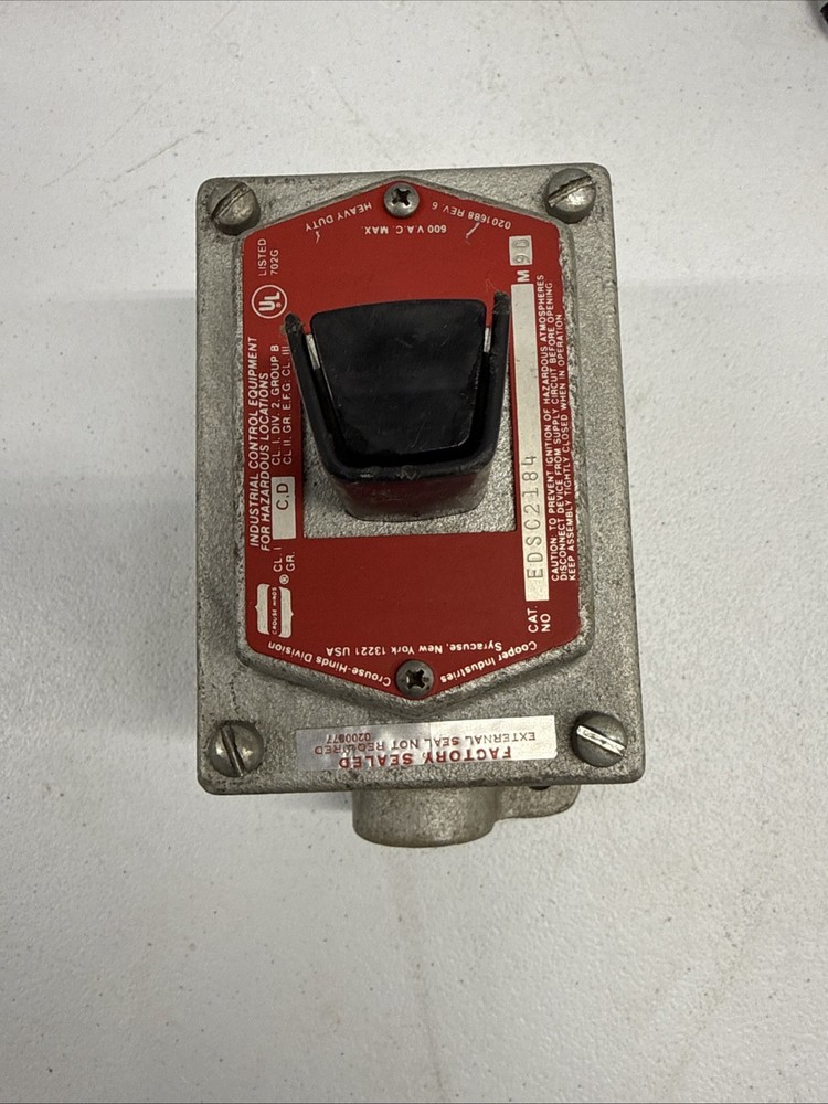 Crouse-Hinds Explosion Proof  Pushbutton Control Station (EDSC2184)