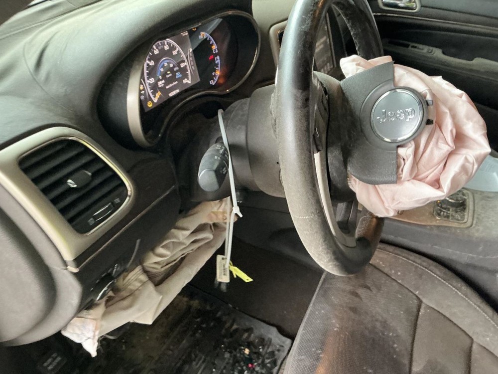 Steering Column Floor Shift LHD for 2014-2017 Grand Cherokee Part 4839136