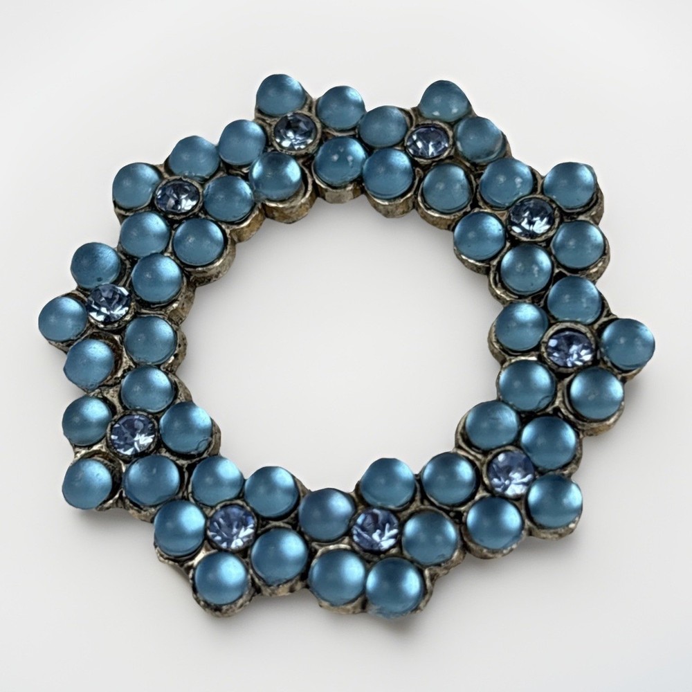 Vintage 1928 Brand Blue Flower Wreath Brooch Rhinestone Pin Silver Tone Circle