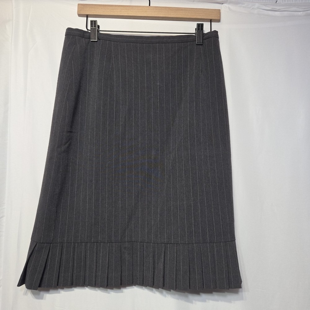 Apt 9 Stretch Womens 8 Gray Stripe Pleat Skirt Knee Length Lined