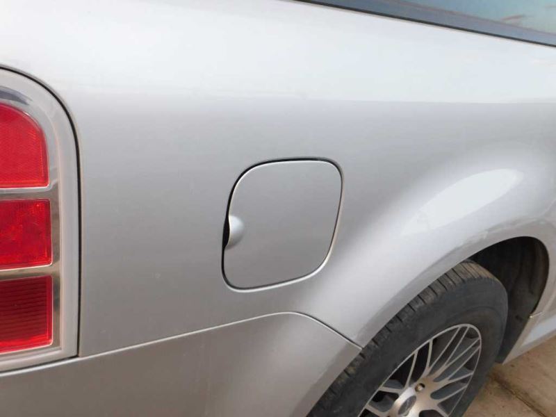 FLEX      2011 Fuel Filler Door 365939