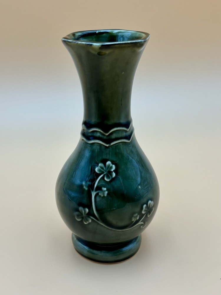 Vintage Knock Pottery Ireland Green Vase Shamrock Clover Relief 6” Irish Ceramic