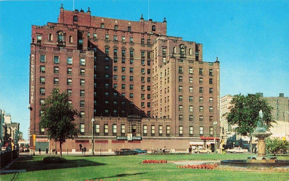The Pick-Nicollet Hotel - Downtown Minneapolis Minnesota MN - Postcard