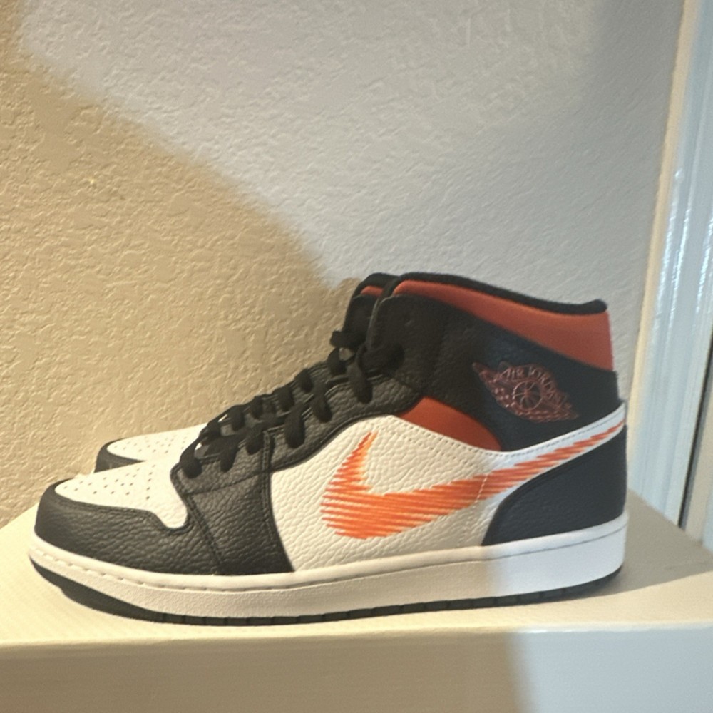 Nike Air Jordan 1 Mid SE White Black Orange Colorblock Lace Up Leather Sneakers