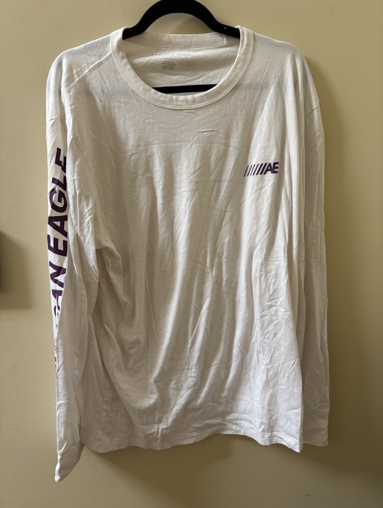 American Eagle Men's White Crew Neck Long Sleeve Graphic Logo T-Shirt XL