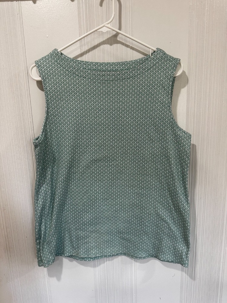 Croft & Barrow Women's Top Size L The Classic Green and White Print Stretch Knit