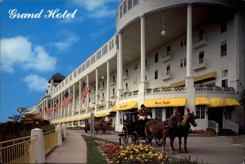 Grand Hotel Mackinac Island Michigan horse carriage flags ~ vintage postcard
