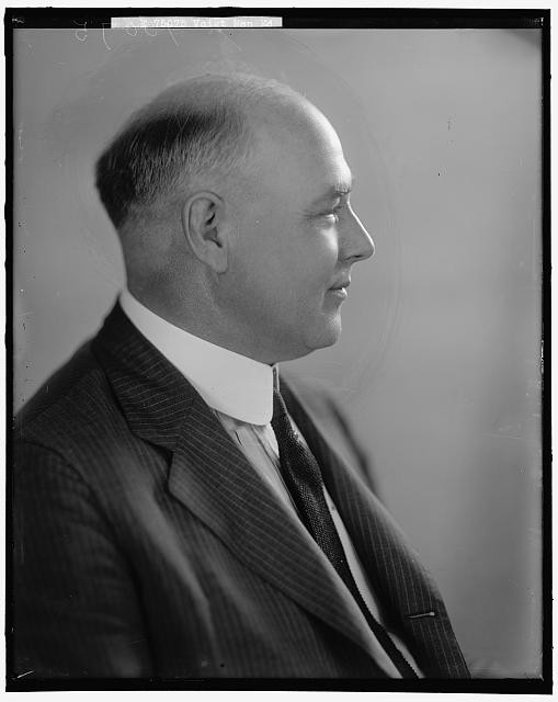 Photo:Honorable Ed Voight Portrait