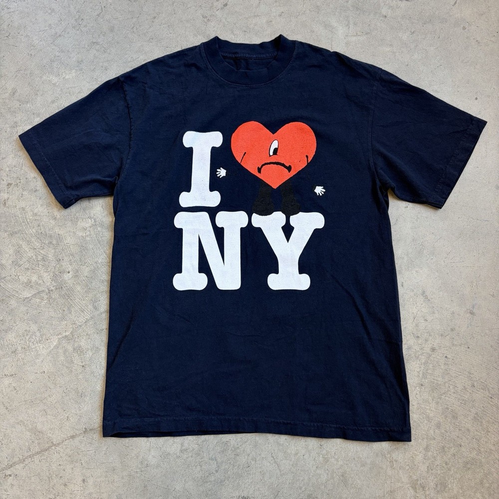 Bad Bunny Un Verano Sin Ti World's Hottest Tour I Love NY Concert T-Shirt Medium