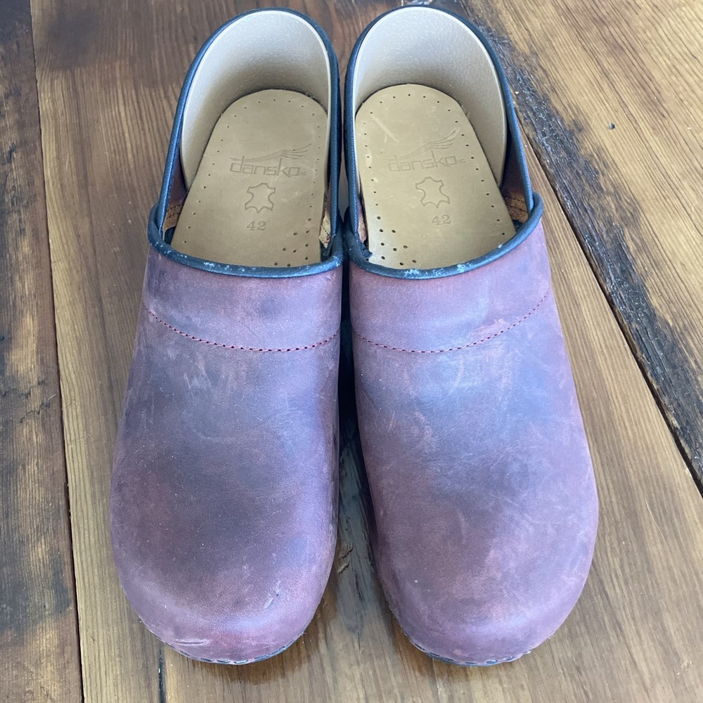 Sanita Danish Clogs EU 42  Burgundy Leather  Dansko-Style Work Nursing Shoes